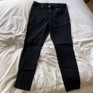 Forever 21 black skinny jeans